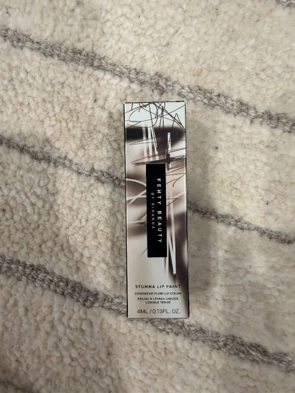 FENTY BEAUTY by Rihanna   Stunna Lip Paint Longwear Fluid Lip Color